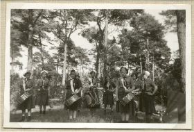 Ook op kamp werd er muziek gemaakt.